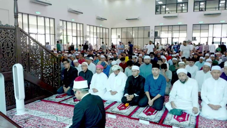 SOLAT FARDHU JUMAAT