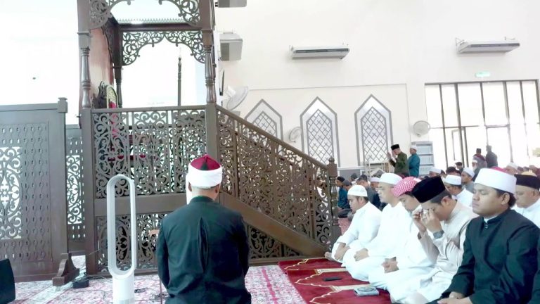 SOLAT FARDHU JUMAAT